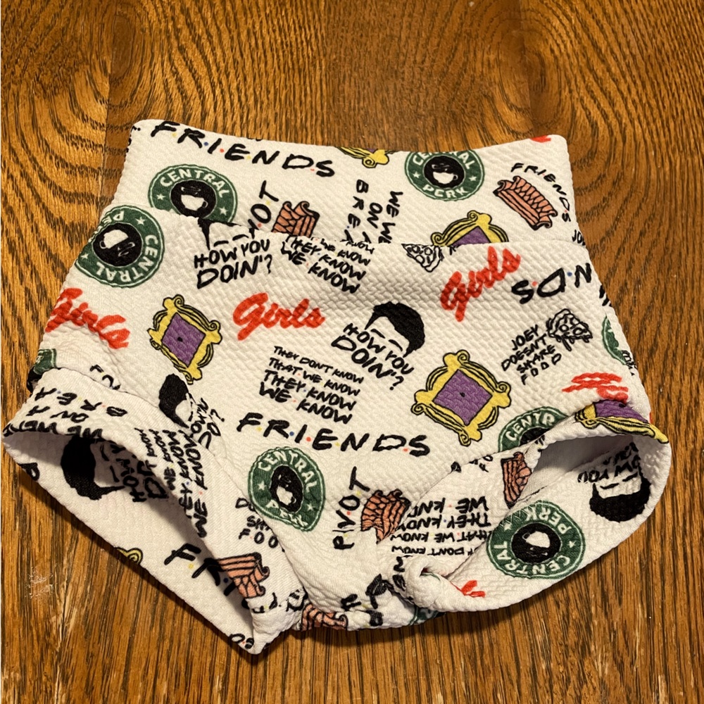 Friends theme bummies